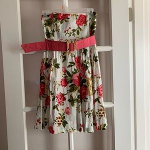 Floral strapless dress